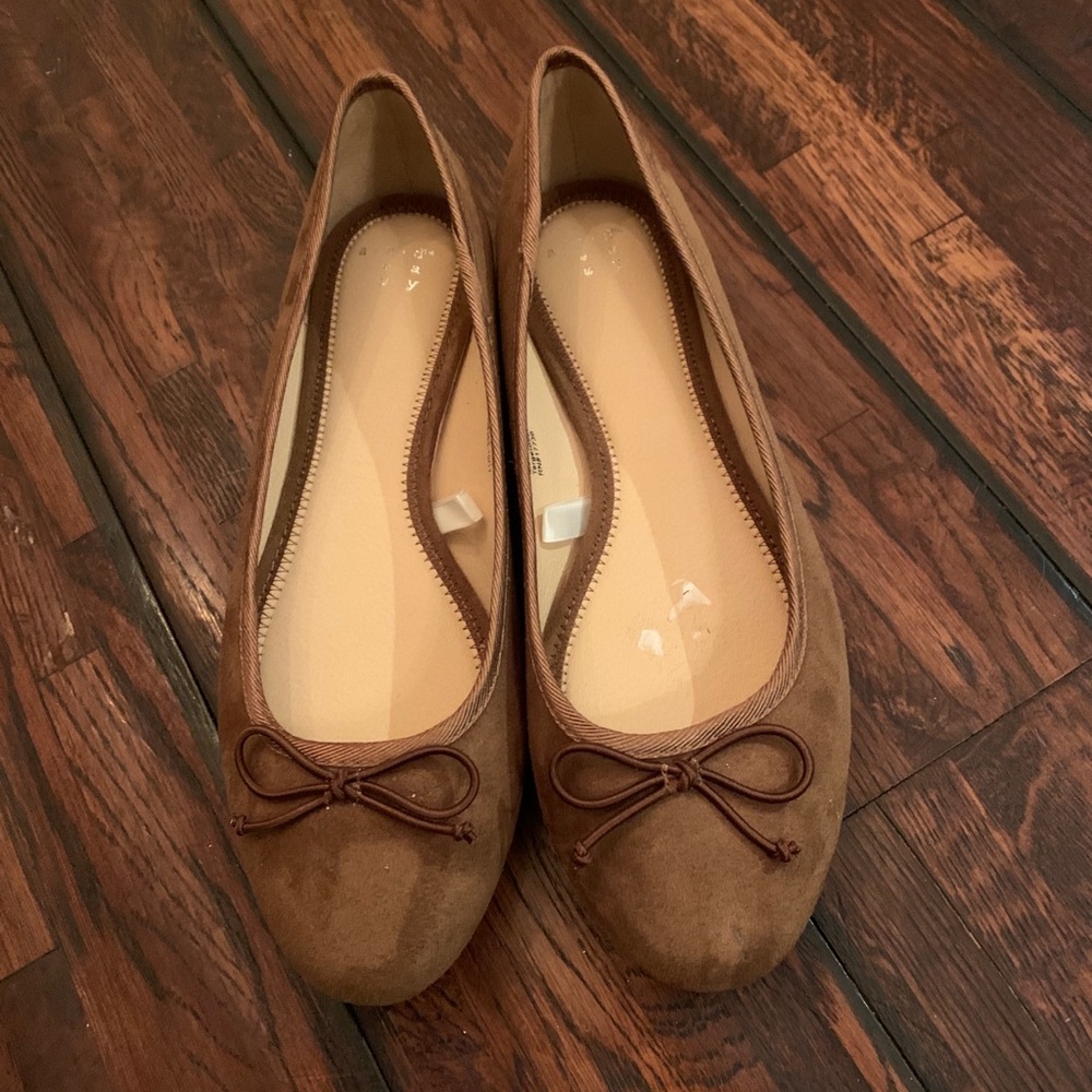 ❗️Super cute flats❗️